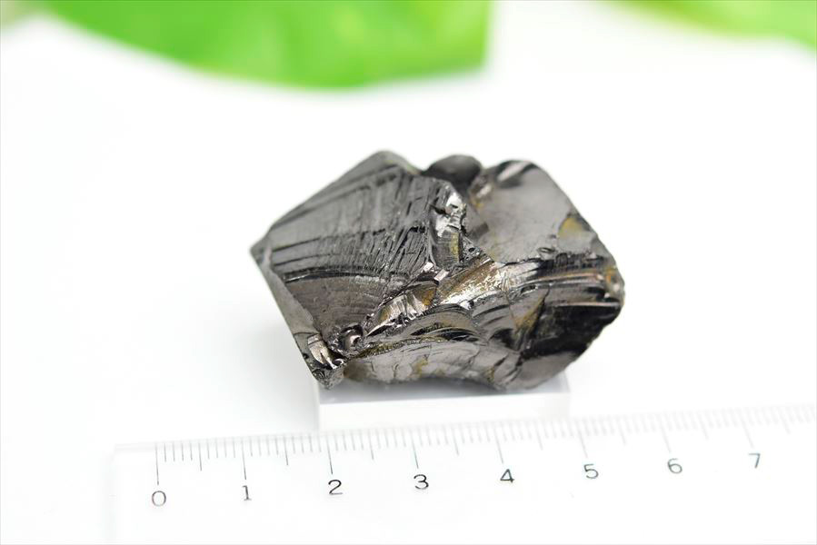 シュンガイト　エリートシュンガイト　ノーブルシュンガイト　シルバーシュンガイト　noble shungite　原石　電磁波　デトックス　浄化　天然石　パワーストーン