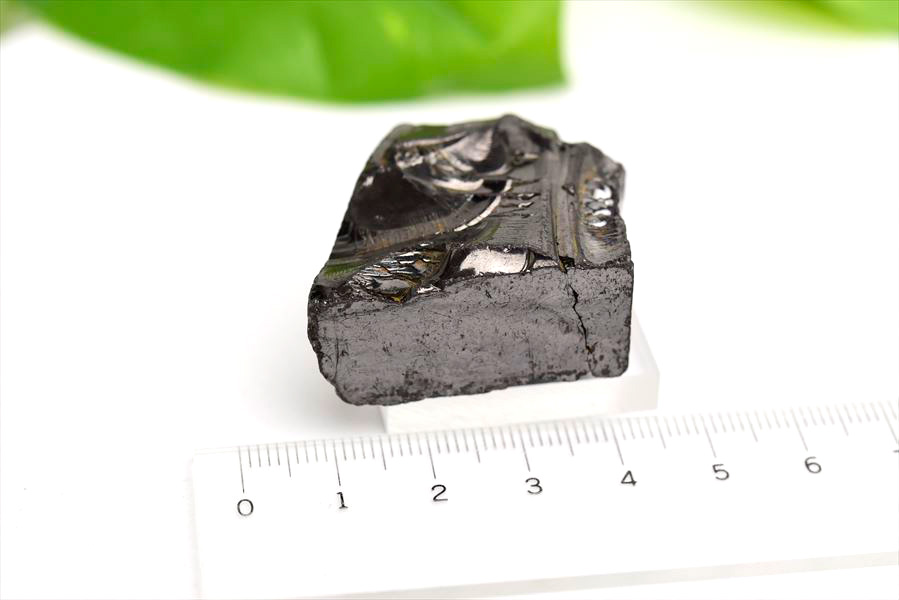 シュンガイト　エリートシュンガイト　ノーブルシュンガイト　シルバーシュンガイト　noble shungite　原石　電磁波　デトックス　浄化　天然石　パワーストーン