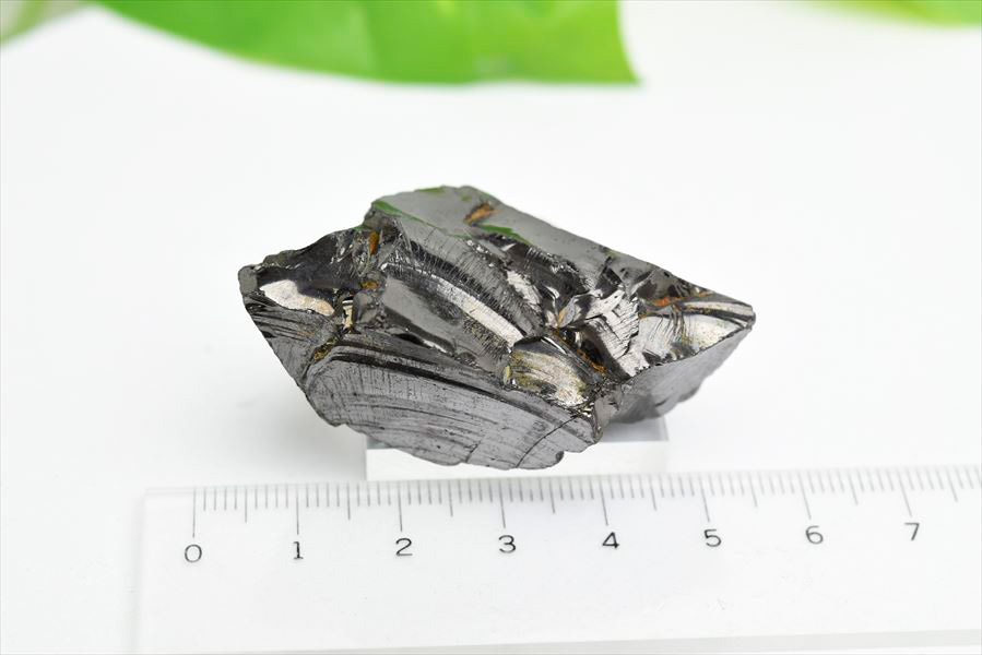 シュンガイト　エリートシュンガイト　ノーブルシュンガイト　シルバーシュンガイト　noble shungite　原石　電磁波　デトックス　浄化　天然石　パワーストーン