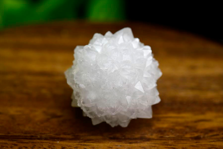 金平糖水晶　クリスタルボール　ジオードボール　モロッコ産水晶　原石　ジオードの中　結晶　天然石　パワーストーン