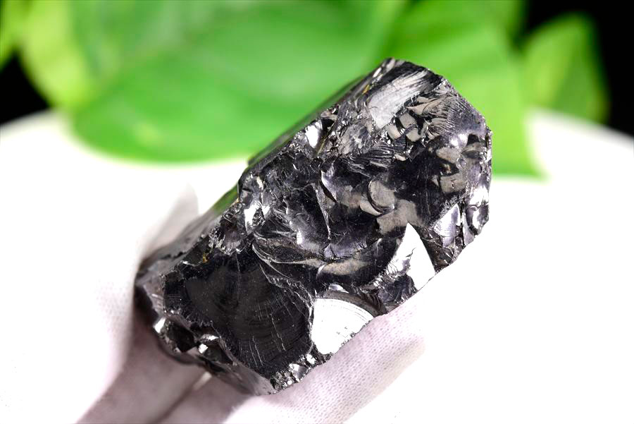 シュンガイト エリートシュンガイト ノーブルシュンガイト シルバーシュンガイト noble shungite 原石 電磁波 デトックス 浄化 天然石 パワーストーン