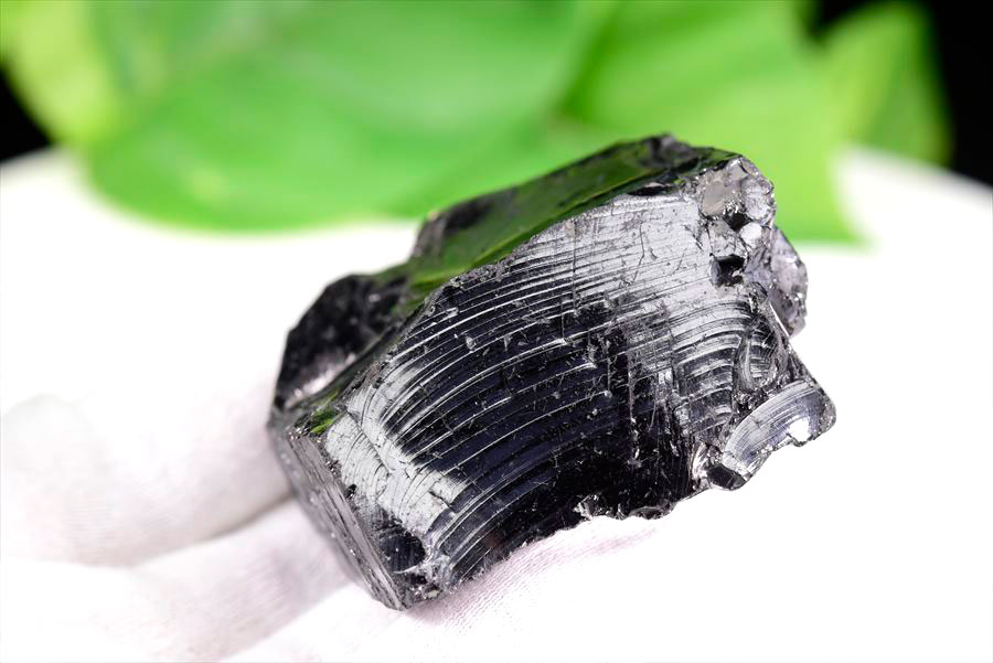 シュンガイト　エリートシュンガイト　ノーブルシュンガイト　シルバーシュンガイト　noble shungite　原石　電磁波　デトックス　浄化　天然石　パワーストーン