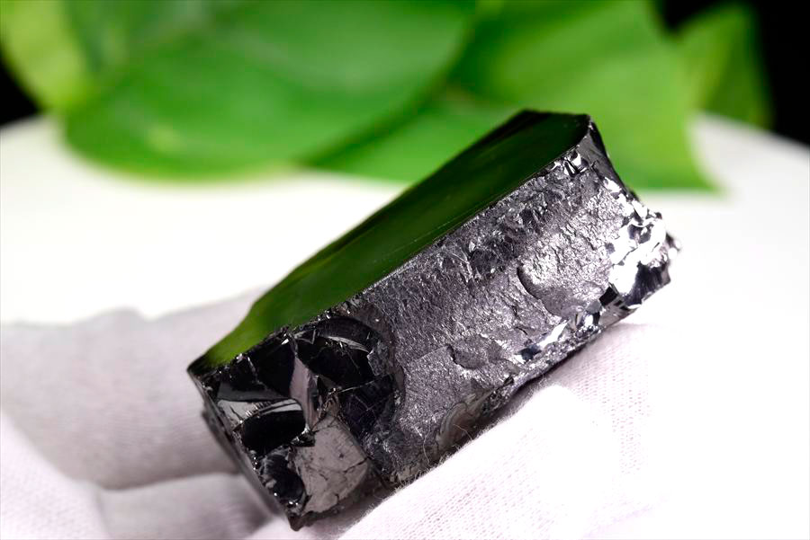 シュンガイト　エリートシュンガイト　ノーブルシュンガイト　シルバーシュンガイト　noble shungite　原石　電磁波　デトックス　浄化　天然石　パワーストーン