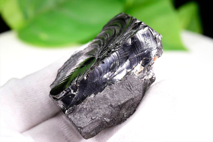 シュンガイト　エリートシュンガイト　ノーブルシュンガイト　シルバーシュンガイト　noble shungite　原石　電磁波　デトックス　浄化　天然石　パワーストーン