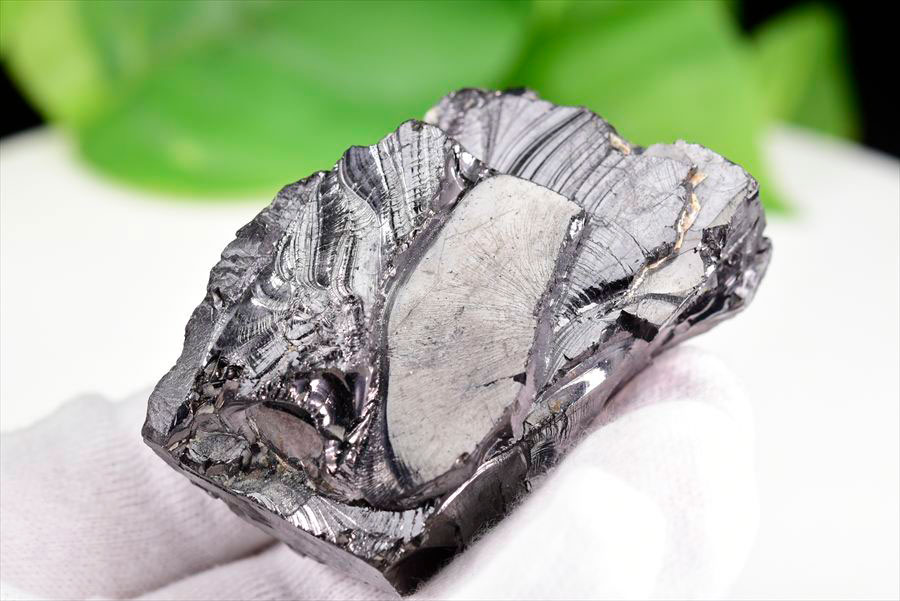 シュンガイト　エリートシュンガイト　ノーブルシュンガイト　シルバーシュンガイト　noble shungite　原石　電磁波　デトックス　浄化　天然石　パワーストーン