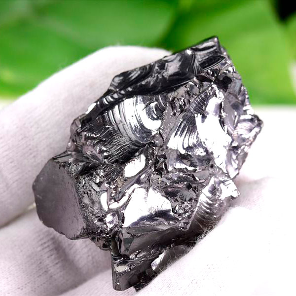 シュンガイト　エリートシュンガイト　ノーブルシュンガイト　シルバーシュンガイト　noble shungite　原石　電磁波　デトックス　浄化　天然石　パワーストーン