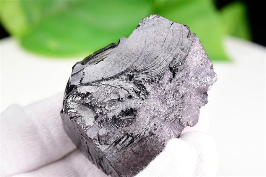 シュンガイト　エリートシュンガイト　ノーブルシュンガイト　シルバーシュンガイト　noble shungite　原石　電磁波　デトックス　浄化　天然石　パワーストーン