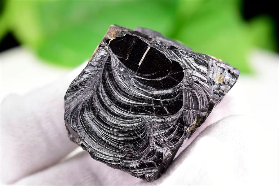 シュンガイト　エリートシュンガイト　ノーブルシュンガイト　シルバーシュンガイト　noble shungite　原石　電磁波　デトックス　浄化　天然石　パワーストーン