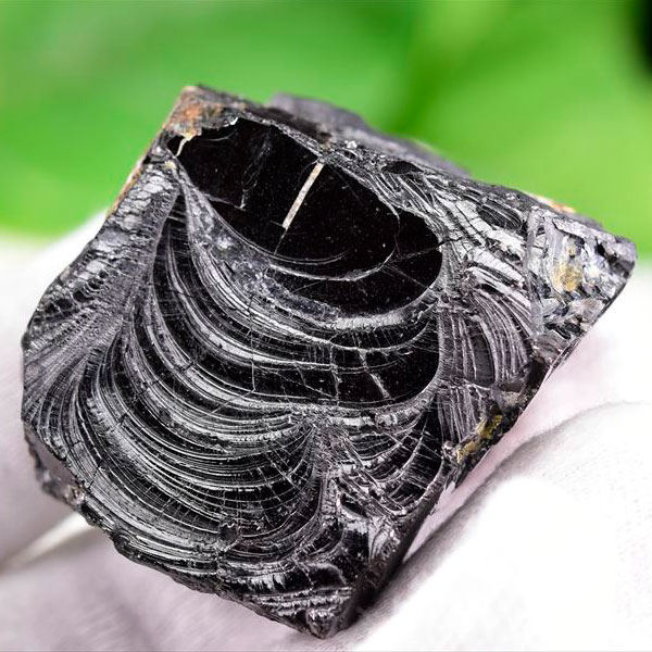 シュンガイト　エリートシュンガイト　ノーブルシュンガイト　シルバーシュンガイト　noble shungite　原石　電磁波　デトックス　浄化　天然石　パワーストーン