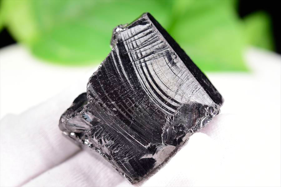 シュンガイト　エリートシュンガイト　ノーブルシュンガイト　シルバーシュンガイト　noble shungite　原石　電磁波　デトックス　浄化　天然石　パワーストーン