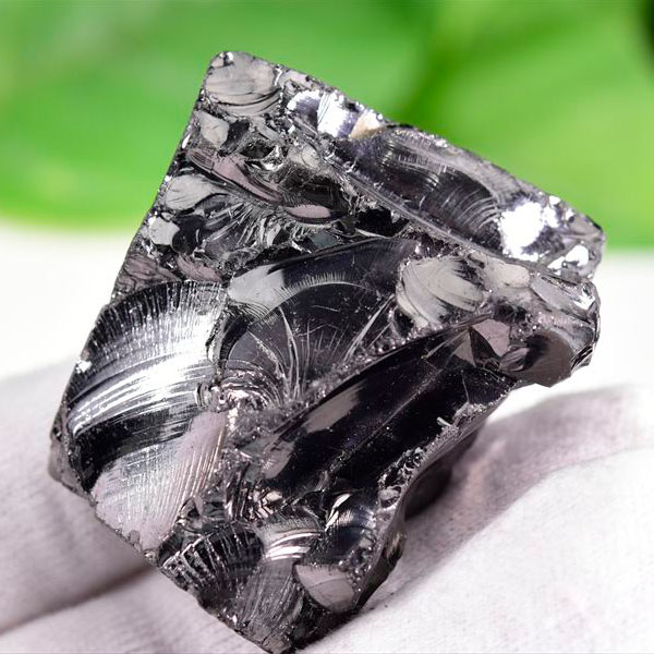 シュンガイト　エリートシュンガイト　ノーブルシュンガイト　シルバーシュンガイト　noble shungite　原石　電磁波　デトックス　浄化　天然石　パワーストーン