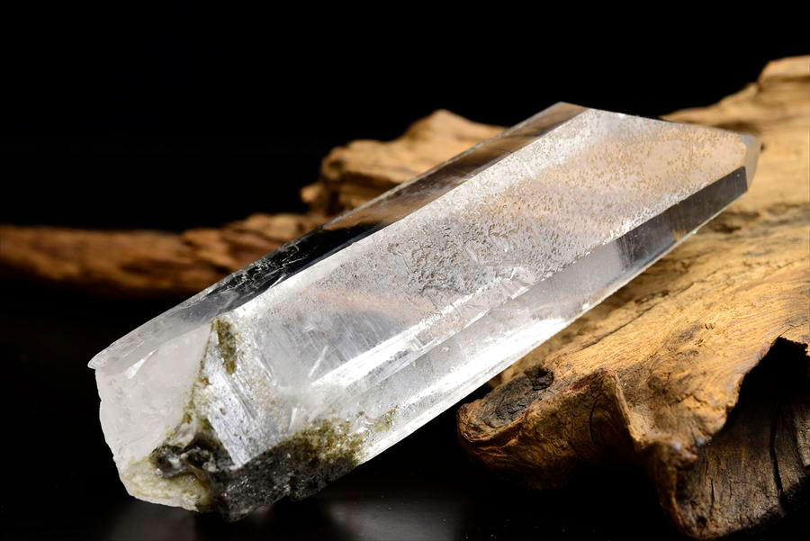 ゼッカデソーザ　ゼッカ水晶　ゼッカデソウザ　zeca de souza　corinto　コリント　天然水晶　ポイント　原石　単結晶　パワーストーン
