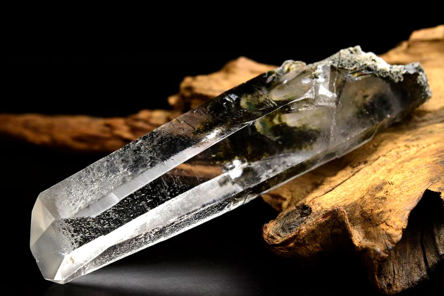 ゼッカデソウザ ゼッカ水晶 Zeca de Souza｜ポイント｜原石｜コリント