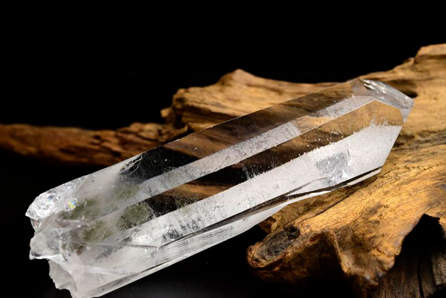 ゼッカデソーザ　ゼッカ水晶　ゼッカデソウザ　zeca de souza　corinto　コリント　天然水晶　ポイント　原石　単結晶　パワーストーン