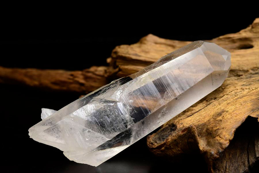 ゼッカデソウザ ゼッカ水晶 Zeca de Souza｜ポイント｜原石｜コリント