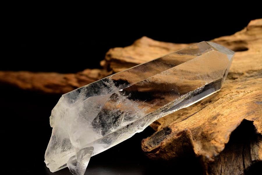 幻の水晶　ゼッカデソウザ産　水晶　原石 楽天市場】ゼッカデソーザ産（ゼッカデソウザ）水晶 原石 29.8g : 榎本通商