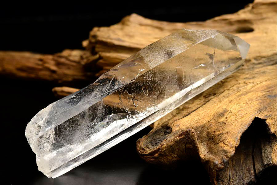 ゼッカデソーザ　ゼッカ水晶　ゼッカデソウザ　zeca de souza　corinto　コリント　天然水晶　ポイント　原石　単結晶　パワーストーン