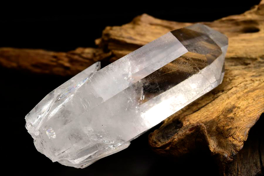 ゼッカデソーザ　ゼッカ水晶　ゼッカデソウザ　zeca de souza　corinto　コリント　天然水晶　ポイント　原石　単結晶　パワーストーン