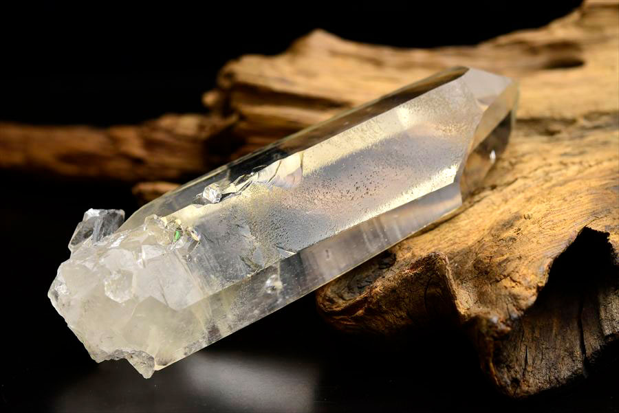 ゼッカデソーザ　ゼッカ水晶　ゼッカデソウザ　zeca de souza　corinto　コリント　天然水晶　ポイント　原石　単結晶　パワーストーン