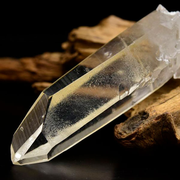 ゼッカデソーザ　ゼッカ水晶　ゼッカデソウザ　zeca de souza　corinto　コリント　天然水晶　ポイント　原石　単結晶　パワーストーン
