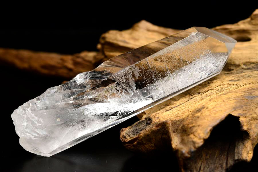 ゼッカデソーザ　ゼッカ水晶　ゼッカデソウザ　zeca de souza　corinto　コリント　天然水晶　ポイント　原石　単結晶　パワーストーン