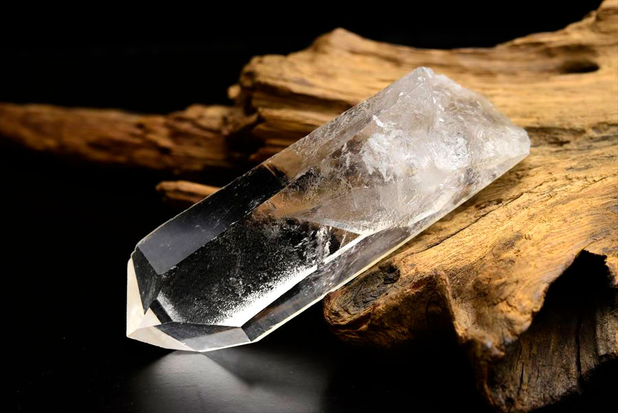 ゼッカデソーザ　ゼッカ水晶　ゼッカデソウザ　zeca de souza　corinto　コリント　天然水晶　ポイント　原石　単結晶　パワーストーン