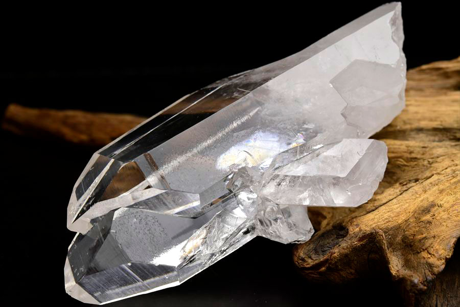 ゼッカデソーザ　ゼッカ水晶　ゼッカデソウザ　zeca de souza　corinto　コリント　天然水晶　ポイント　原石　単結晶　パワーストーン