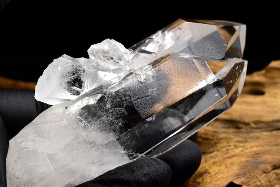 ゼッカデソーザ　ゼッカ水晶　ゼッカデソウザ　zeca de souza　corinto　コリント　天然水晶　ポイント　原石　単結晶　パワーストーン