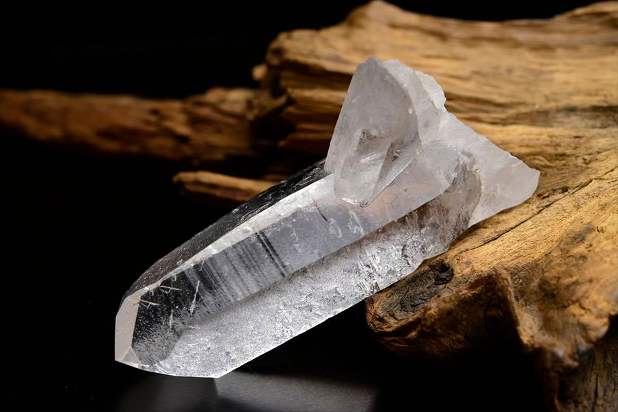 ゼッカデソウザ ゼッカ水晶 Zeca de Souza｜ポイント｜原石｜コリント