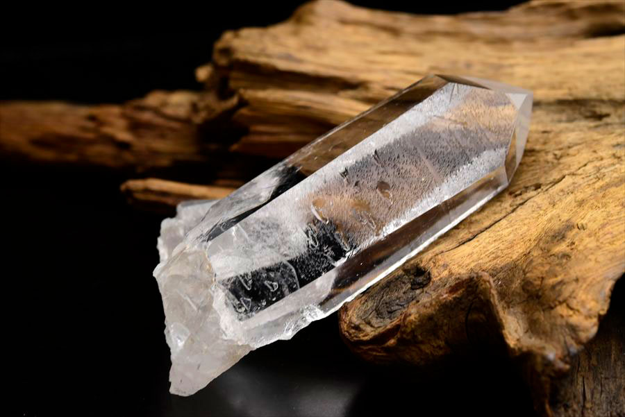 ゼッカデソーザ　ゼッカ水晶　ゼッカデソウザ　zeca de souza　corinto　コリント　天然水晶　ポイント　原石　単結晶　パワーストーン