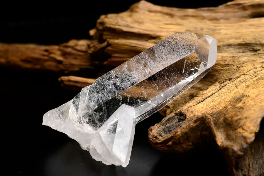 ゼッカデソウザ ゼッカ水晶 Zeca de Souza｜ポイント｜原石｜コリント