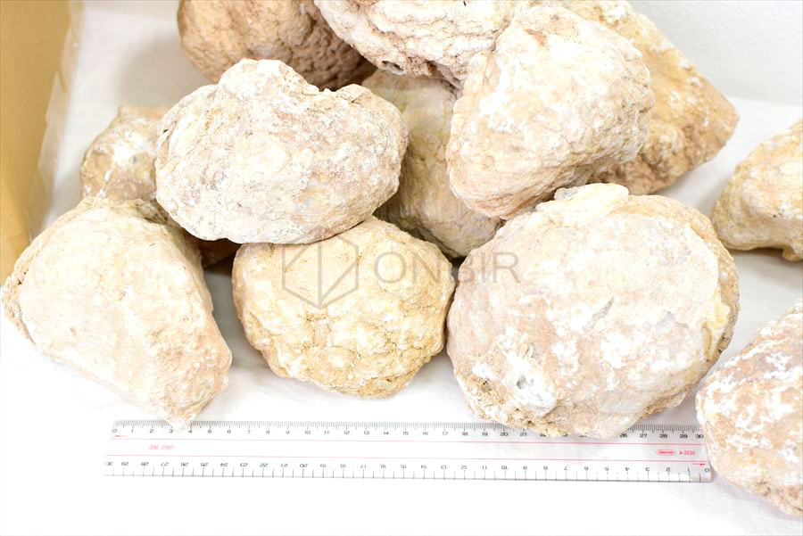 ジオードクラッキング　割れてないジオード　割れていないジオード　モロッコ産　水晶ジオード　詰め合わせ　晶洞　クラスター　浄化　原石　天然石　パワーストーン