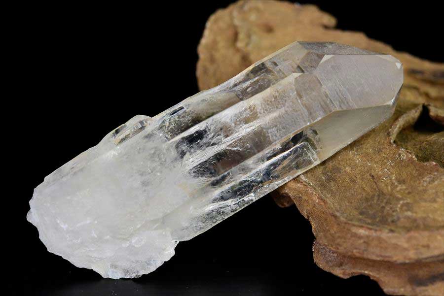 ゼッカデソーザ　ゼッカ水晶　ゼッカデソウザ　zeca de souza　corinto　コリント　天然水晶　ポイント　原石　単結晶　パワーストーン