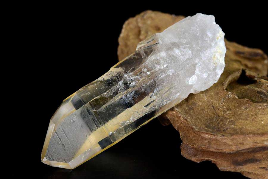 ゼッカデソーザ　ゼッカ水晶　ゼッカデソウザ　zeca de souza　corinto　コリント　天然水晶　ポイント　原石　単結晶　パワーストーン