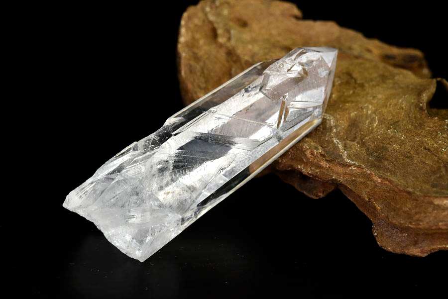 ゼッカデソーザ　ゼッカ水晶　ゼッカデソウザ　zeca de souza　corinto　コリント　天然水晶　ポイント　原石　単結晶　パワーストーン