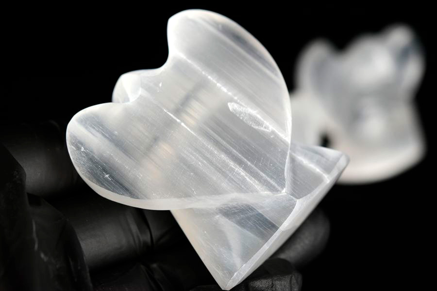 セレナイト　透石膏　天使　エンジェル　置物　selenite Angel　天然石　パワーストーン