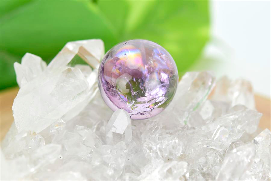 ラベンダーアメジスト　レインボーアメジスト　丸玉　原石　水晶クラスター　浄化　置物　天然石　パワーストーン