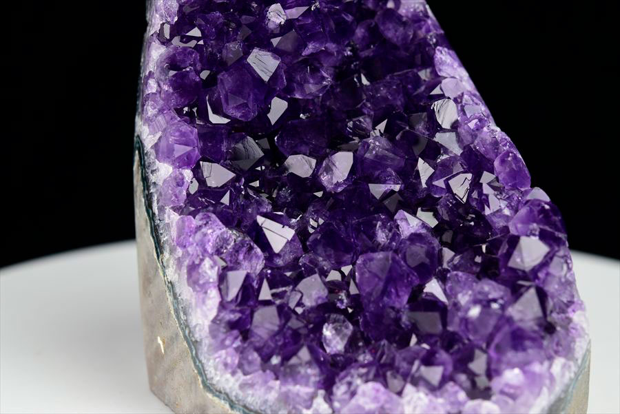 ウルグアイ産特別高品質 濃紫アメジストクラスターカットベース紫水晶