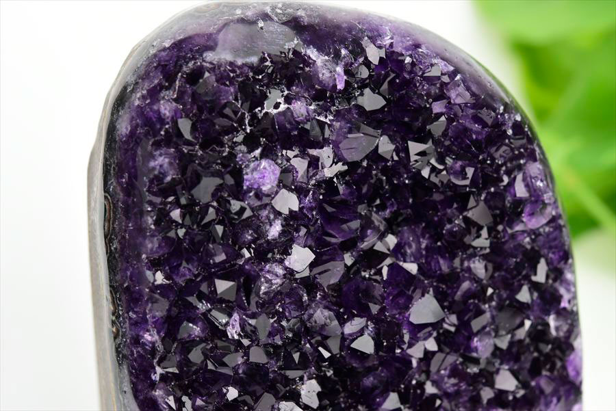 アメジスト　紫水晶　クラスター　原石　ウルグアイ産アメジスト　アルティガス　Artigas Uruguay　インテリア　浄化　置物　カットベース　天然石　パワーストーン