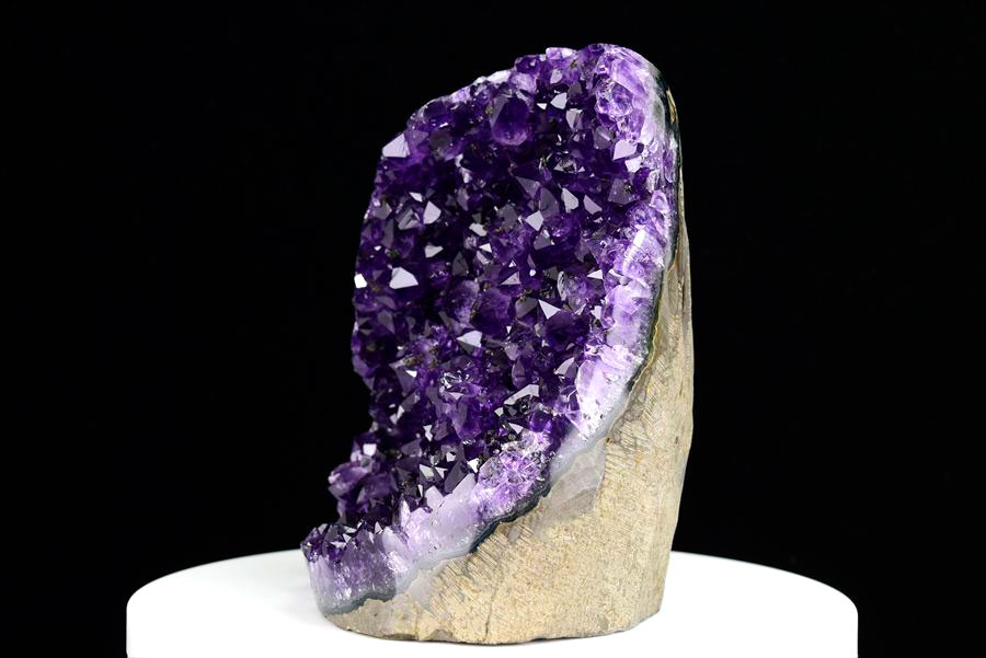 アメジスト　紫水晶　クラスター　原石　ウルグアイ産アメジスト　アルティガス　Artigas Uruguay　インテリア　浄化　置物　カットベース　天然石　パワーストーン