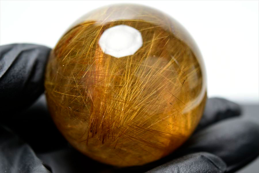 ゴールドルチル　ルチルクォーツ　金針水晶　丸玉　穴なし　金運　財運　スフィア　天然石　パワーストーン