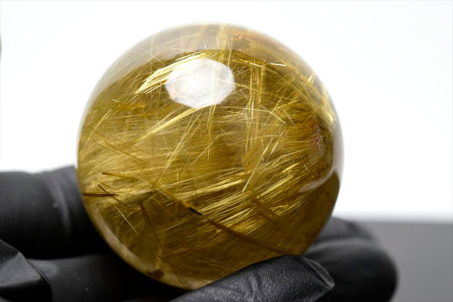 ゴールドルチル　ルチルクォーツ　金針水晶　丸玉　穴なし　金運　財運　スフィア　天然石　パワーストーン