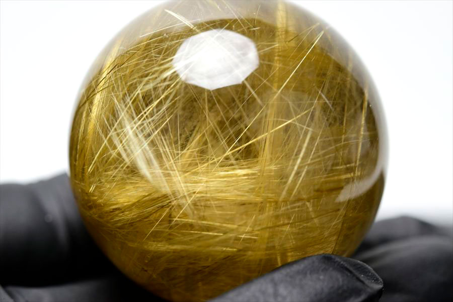 ゴールドルチル　ルチルクォーツ　金針水晶　丸玉　穴なし　金運　財運　スフィア　天然石　パワーストーン