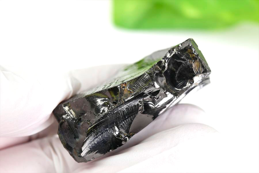 シュンガイト　エリートシュンガイト　ノーブルシュンガイト　シルバーシュンガイト　noble shungite　原石　電磁波　デトックス　浄化　天然石　パワーストーン