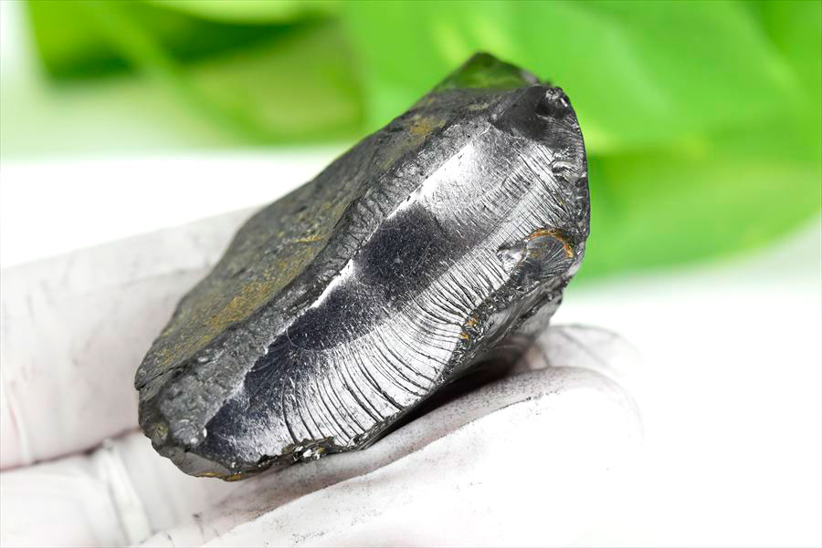シュンガイト　エリートシュンガイト　ノーブルシュンガイト　シルバーシュンガイト　noble shungite　原石　電磁波　デトックス　浄化　天然石　パワーストーン