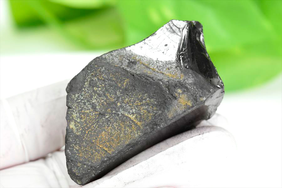 シュンガイト　エリートシュンガイト　ノーブルシュンガイト　シルバーシュンガイト　noble shungite　原石　電磁波　デトックス　浄化　天然石　パワーストーン