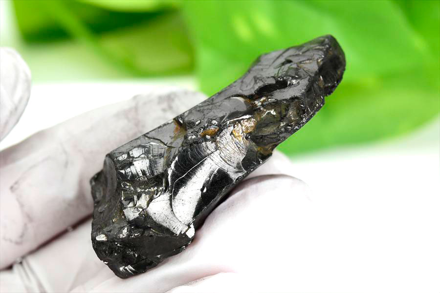 シュンガイト　エリートシュンガイト　ノーブルシュンガイト　シルバーシュンガイト　noble shungite　原石　電磁波　デトックス　浄化　天然石　パワーストーン