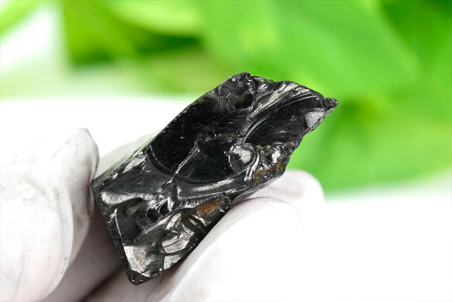 シュンガイト　エリートシュンガイト　ノーブルシュンガイト　シルバーシュンガイト　noble shungite　原石　電磁波　デトックス　浄化　天然石　パワーストーン