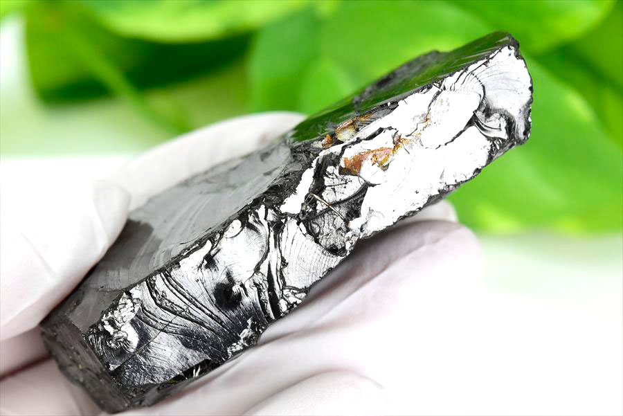 シュンガイト　エリートシュンガイト　ノーブルシュンガイト　シルバーシュンガイト　noble shungite　原石　電磁波　デトックス　浄化　天然石　パワーストーン