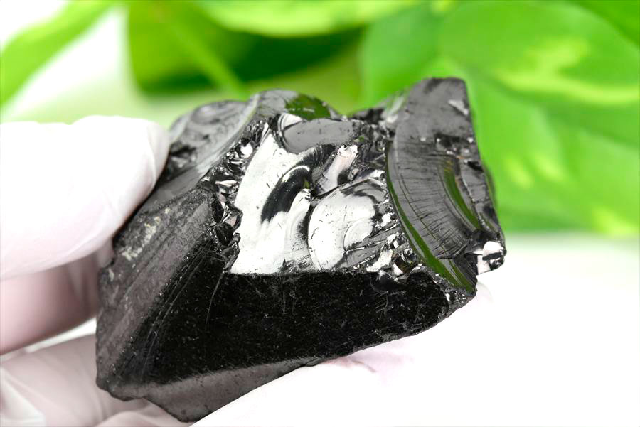 シュンガイト　エリートシュンガイト　ノーブルシュンガイト　シルバーシュンガイト　noble shungite　原石　電磁波　デトックス　浄化　天然石　パワーストーン